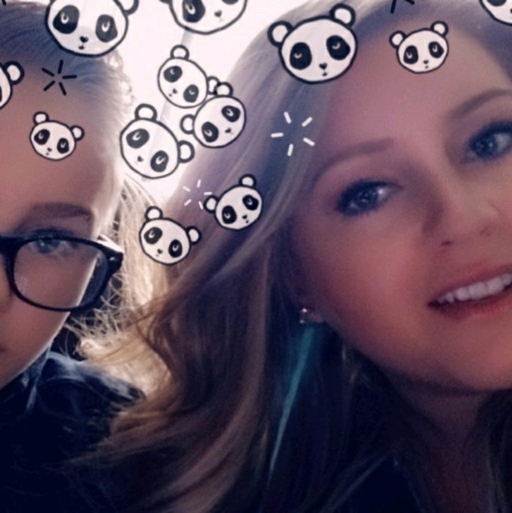 Meet your Posher, Jillien